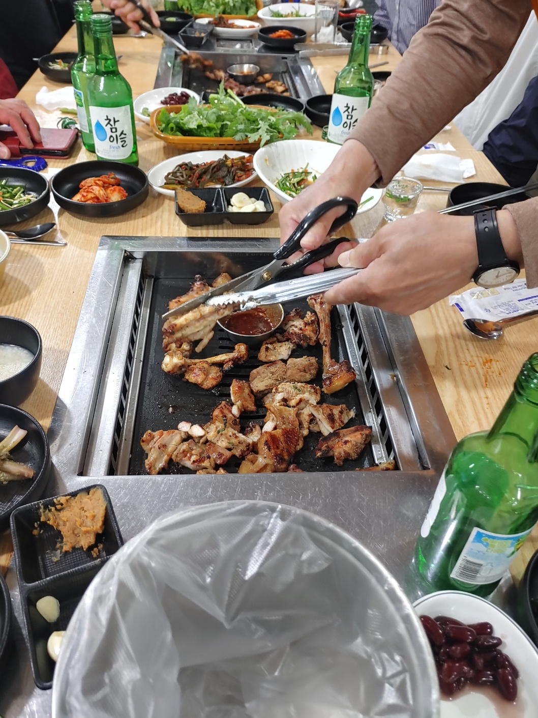 참숯불에꾸운닭앤꿈장어