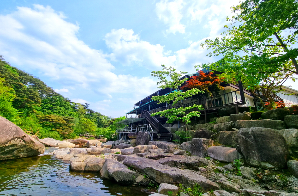 용추물레방아펜션