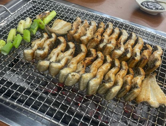 명품숯불민물장어직판장