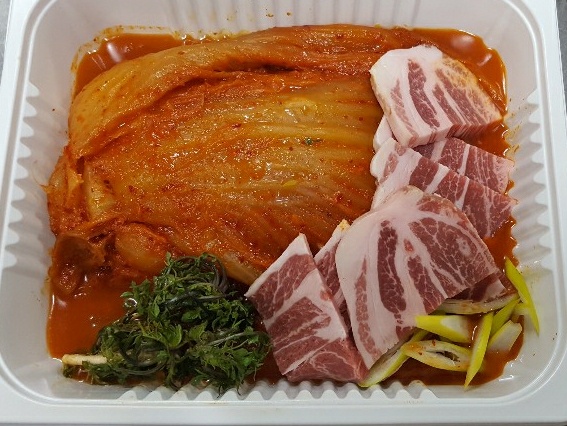 복돼지숯불식육식당