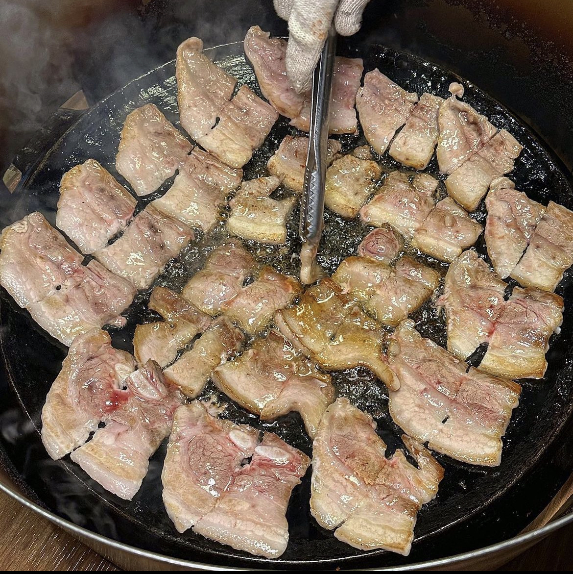 무쇠김치삼겹 군자점