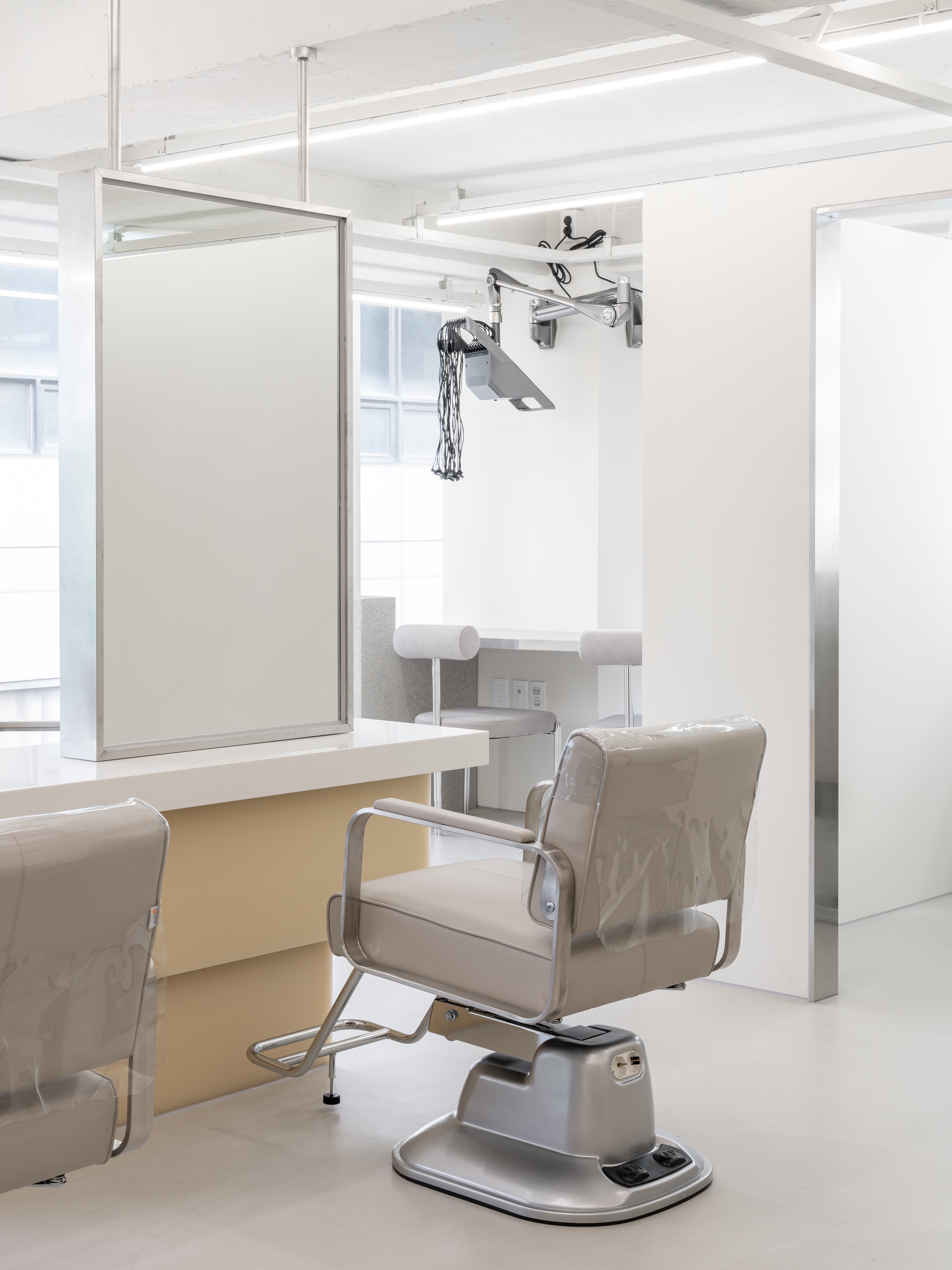 프롬 헤어메이크업 대표 이미지