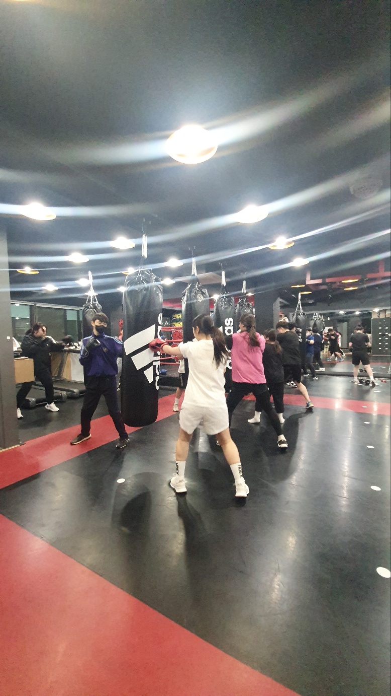 탑비트복싱클럽
