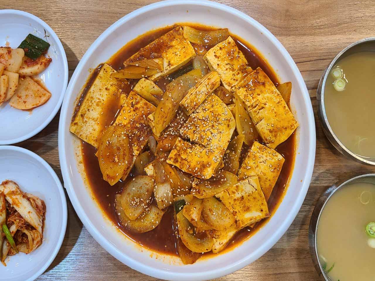 네이버 플레이스 보리고개 수육&두부두루치기 : 네이버