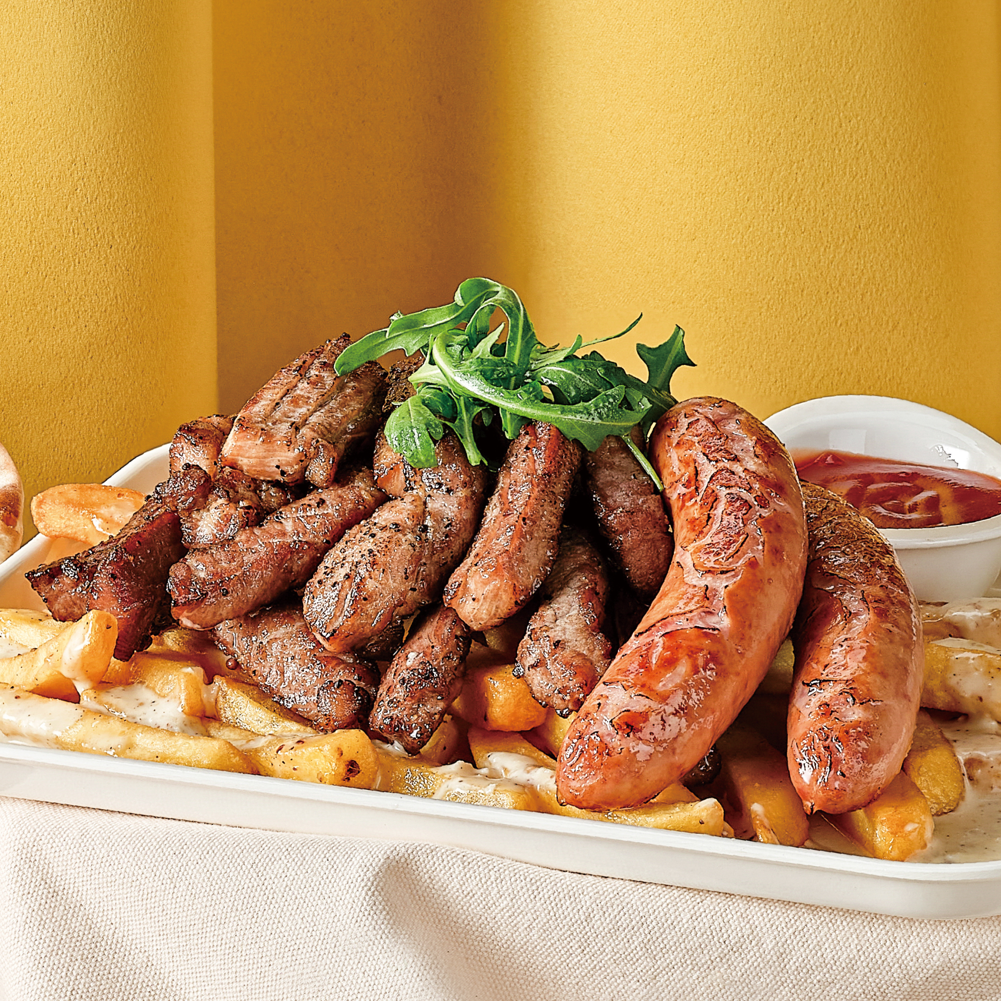 라라코스트 대표 이미지