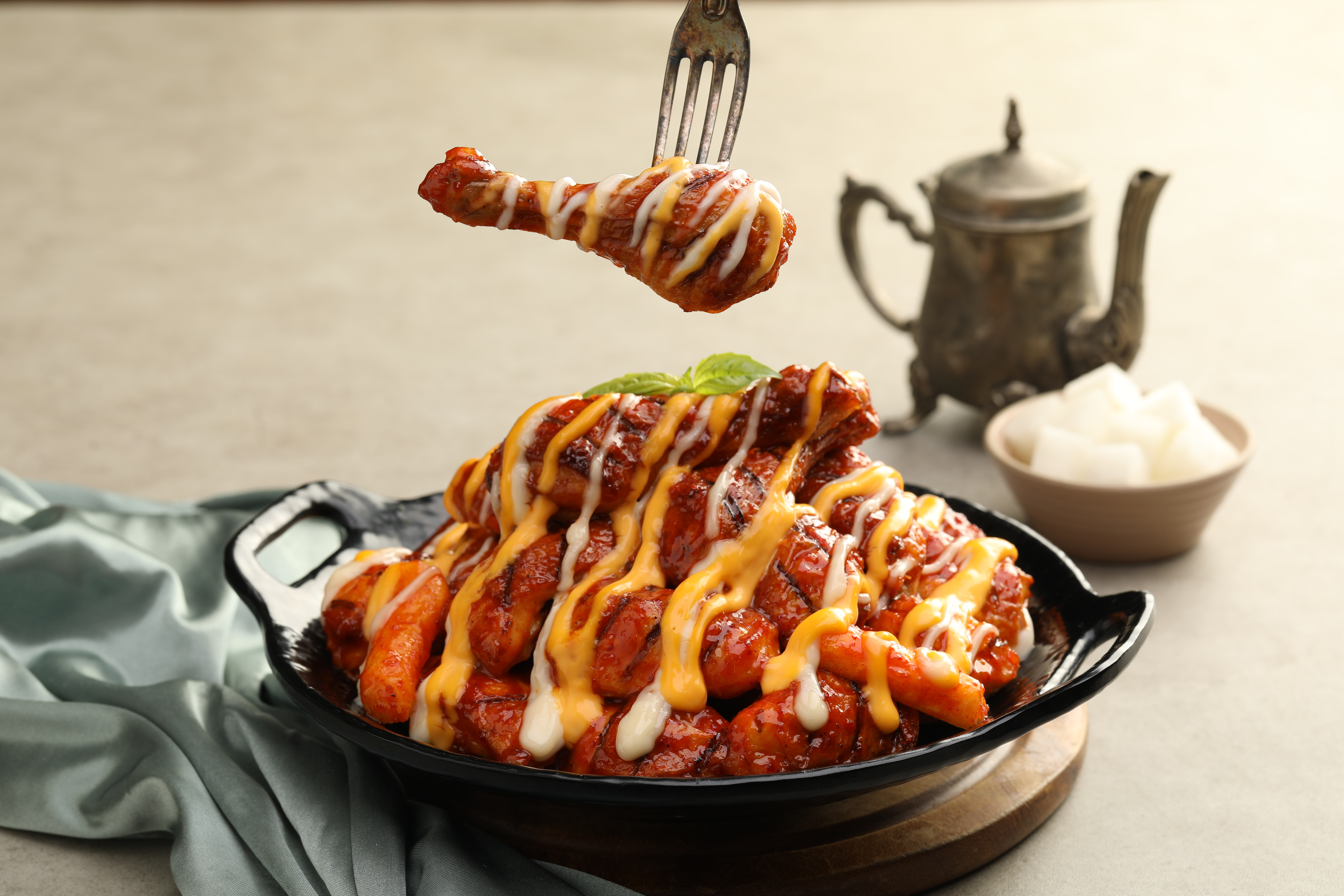 오븐숯불민족 두마리치킨 군자점