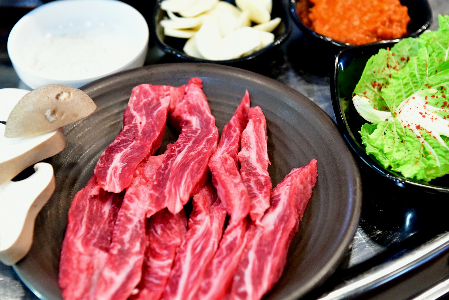 창신한우정육점식당