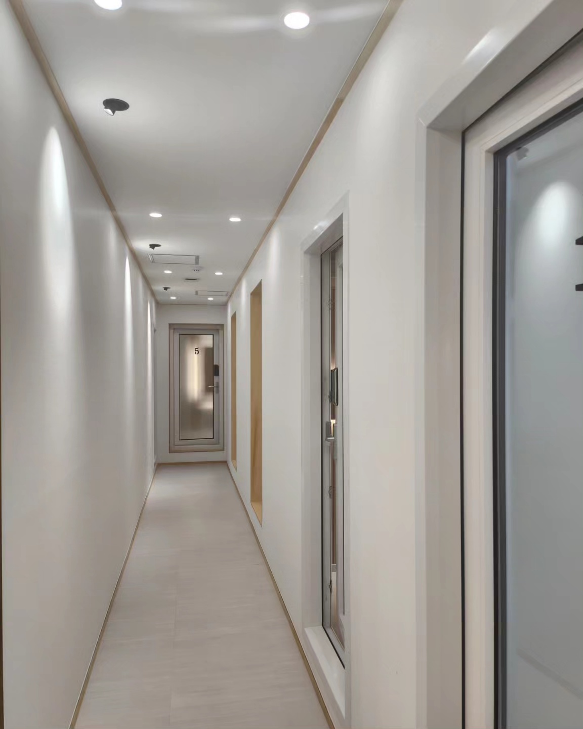 2번째 스튜디오 사진