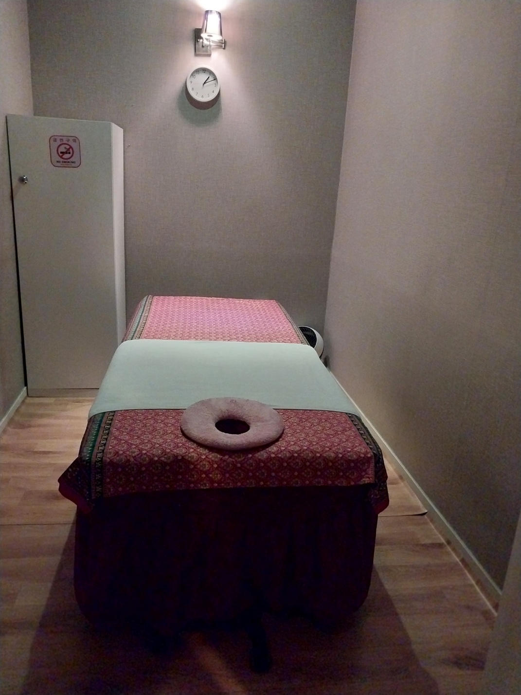 휴 photo 7