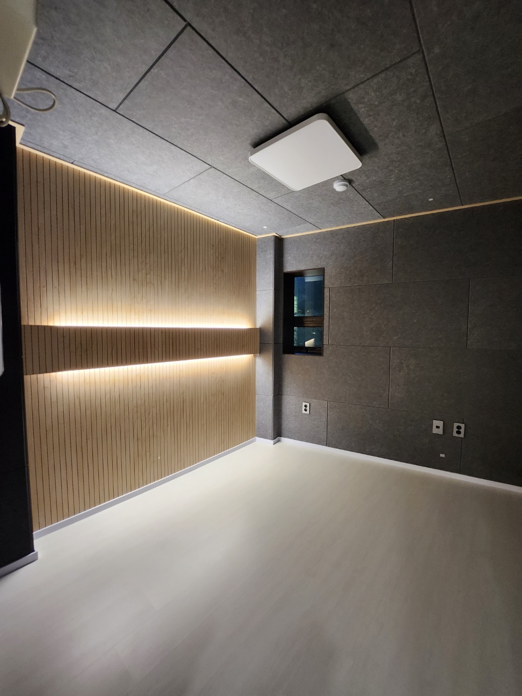 4번째 스튜디오 사진