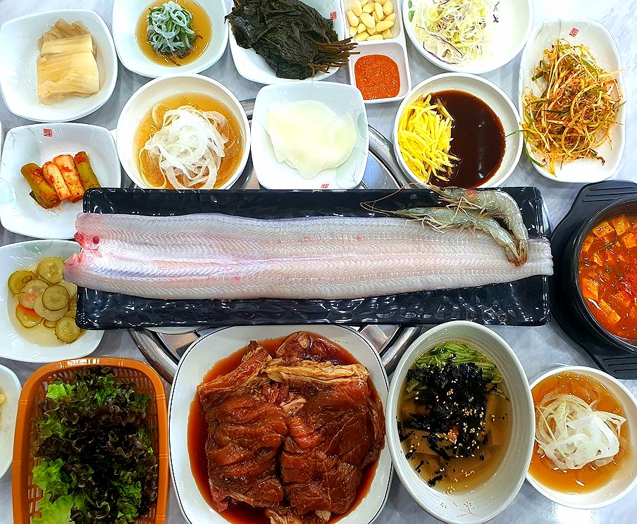 구름산추어탕 배곧점