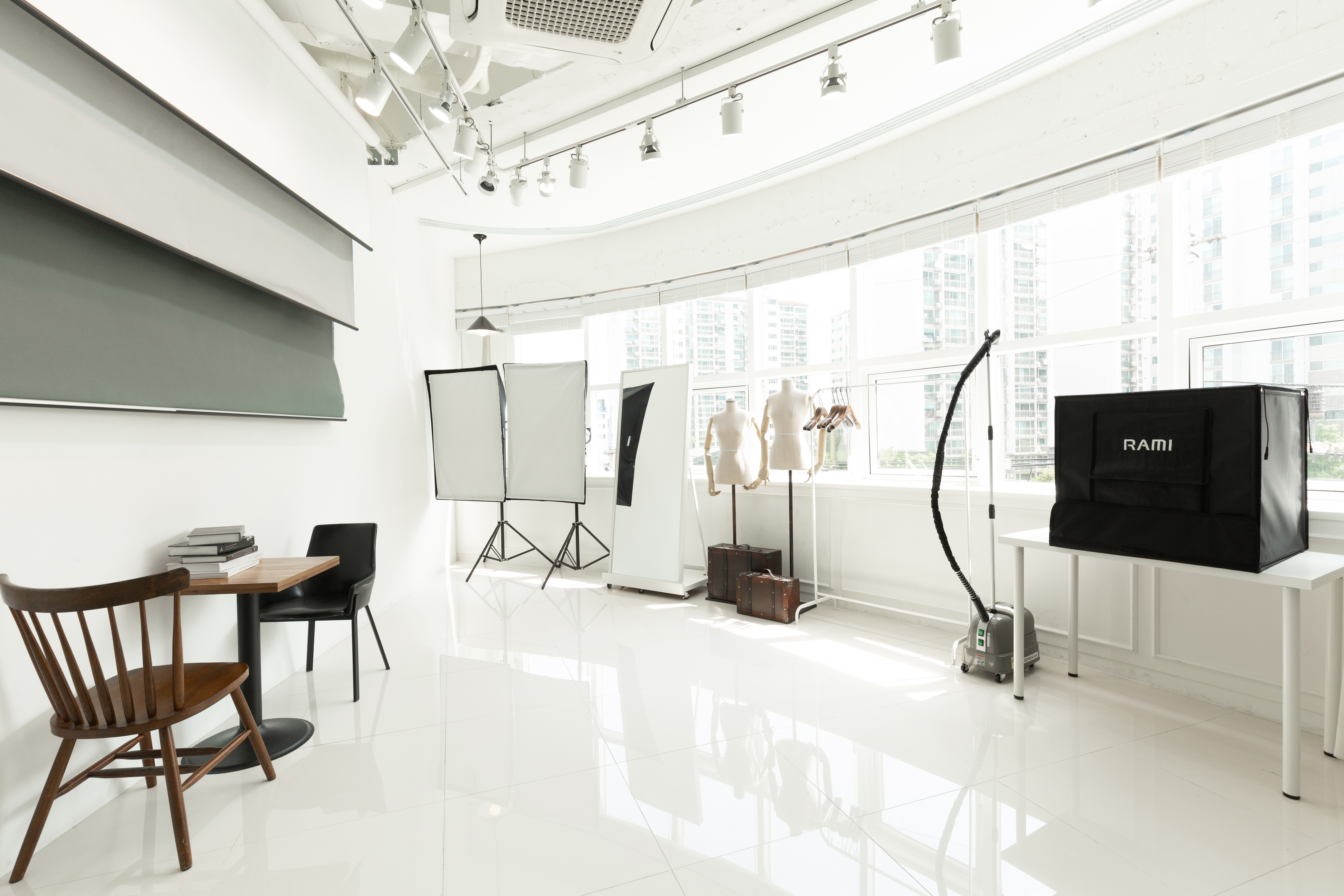 공유오피스 카페24창업센터 성수점 대표 이미지