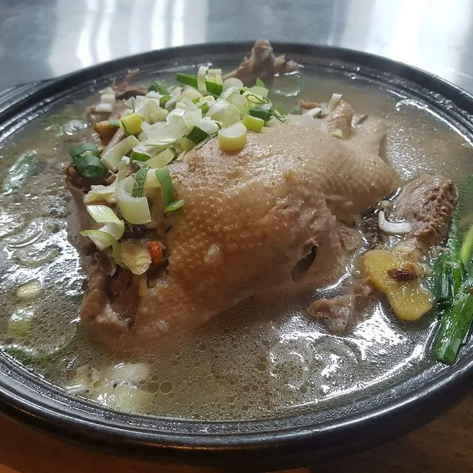 나븐들닭칼국수