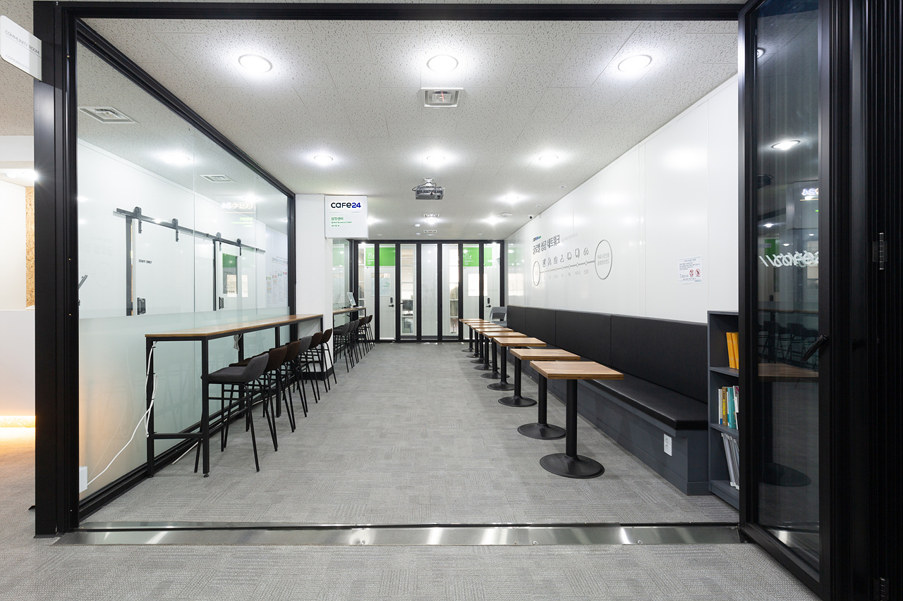 공유오피스 카페24창업센터 성수점 대표 이미지