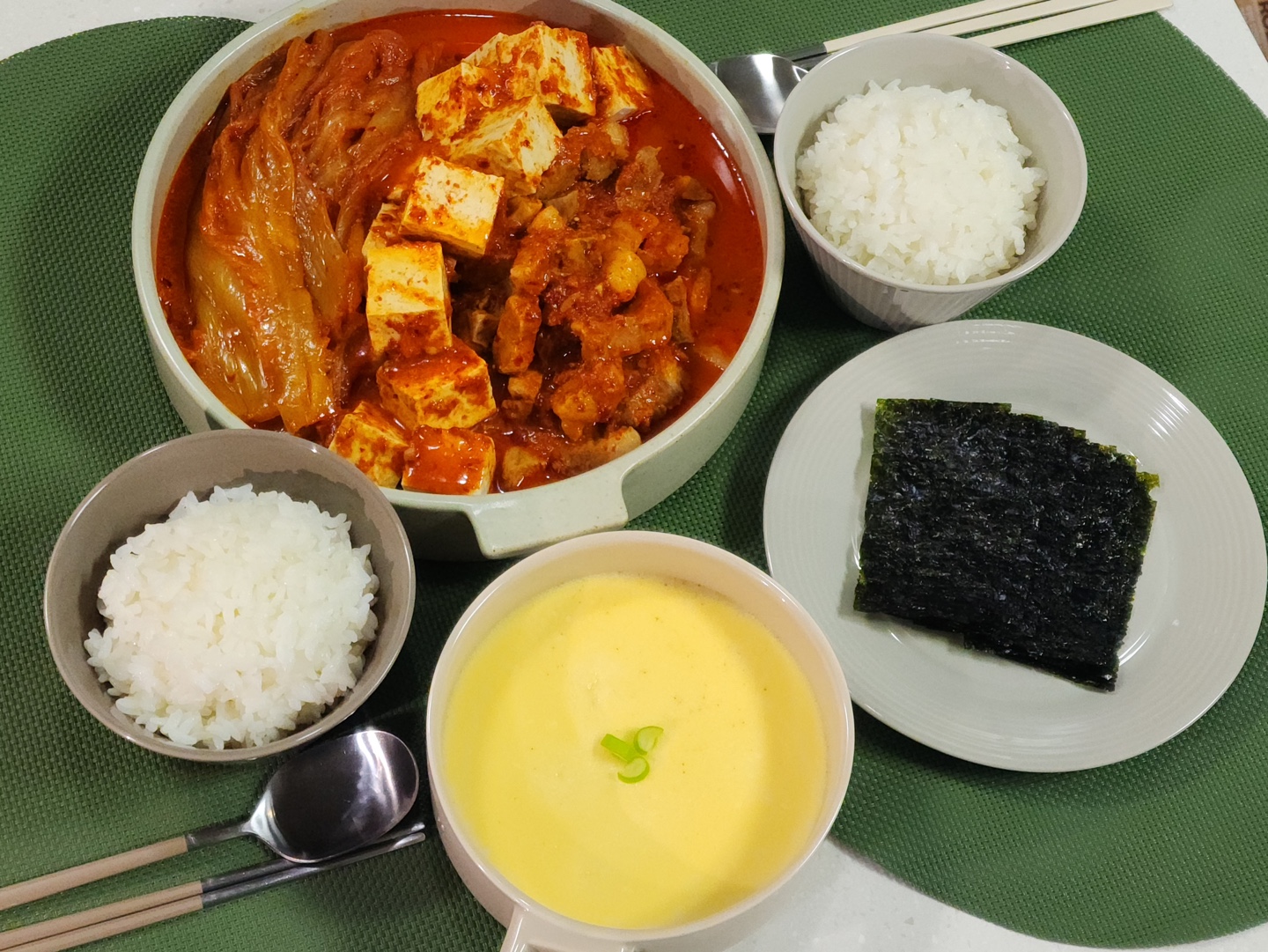 두번먹는명인김치찜 연신내점