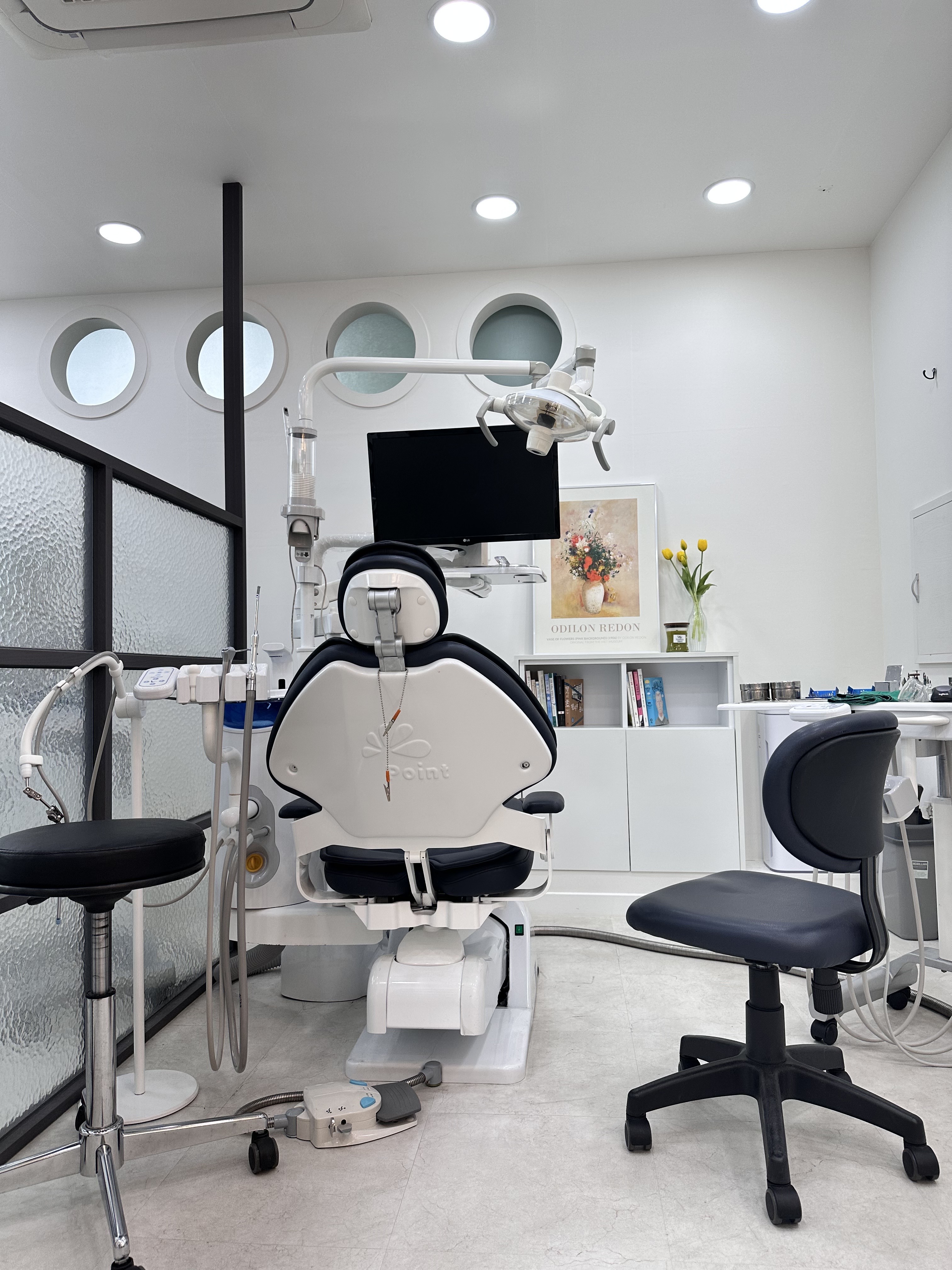 화이트e치과의원 대표 이미지