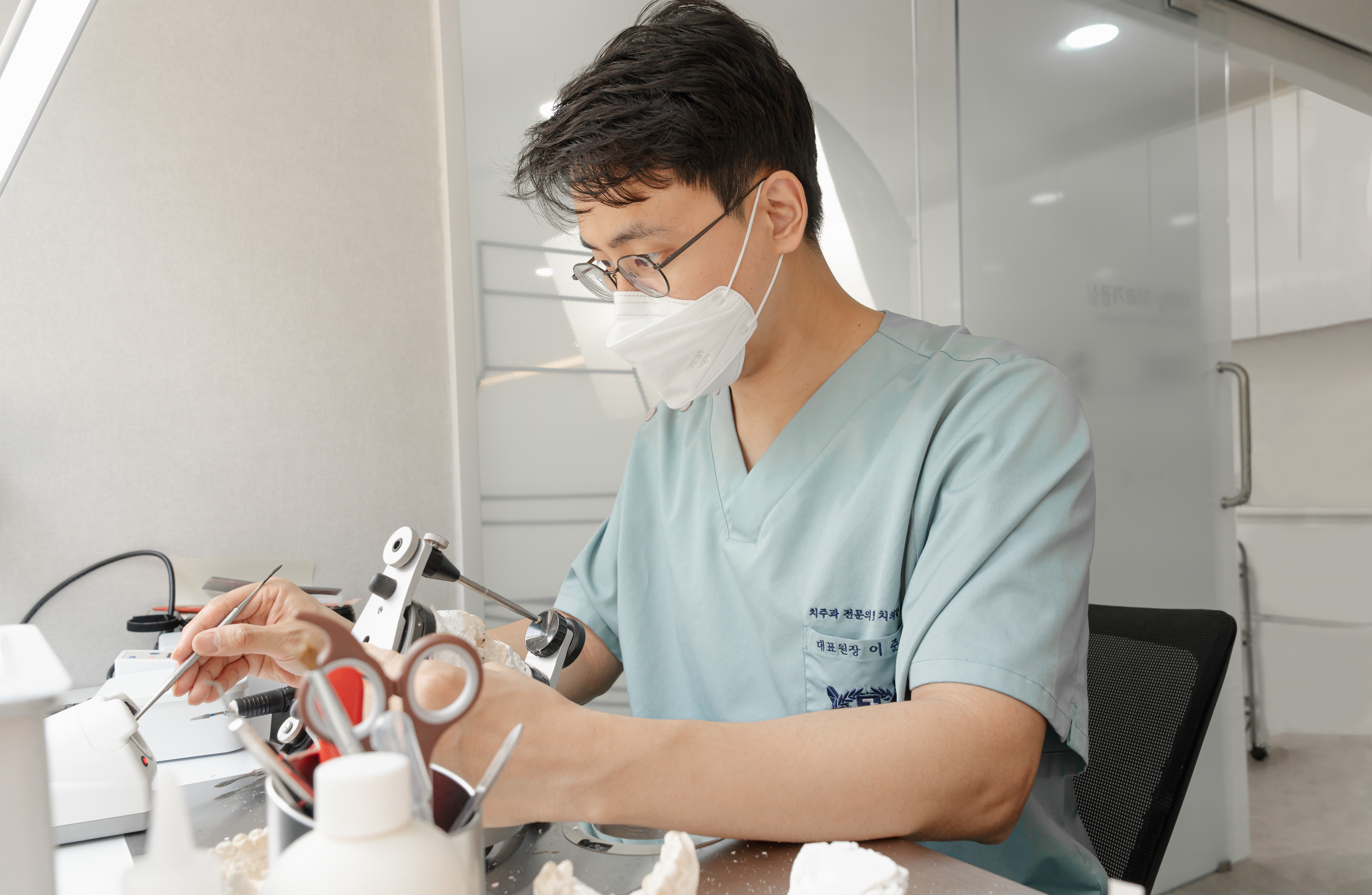 서울에스퍼스트치과의원 성남 대표 이미지