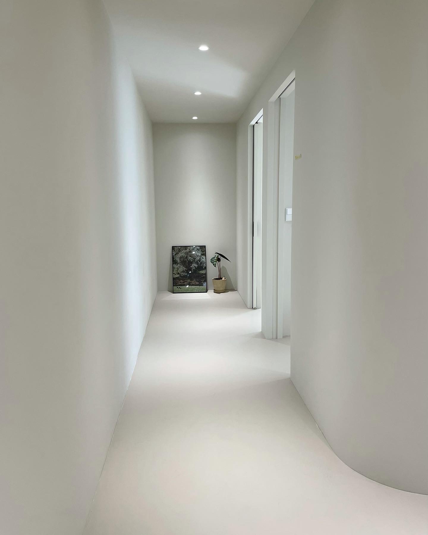 어썸 메이크업 대표 이미지