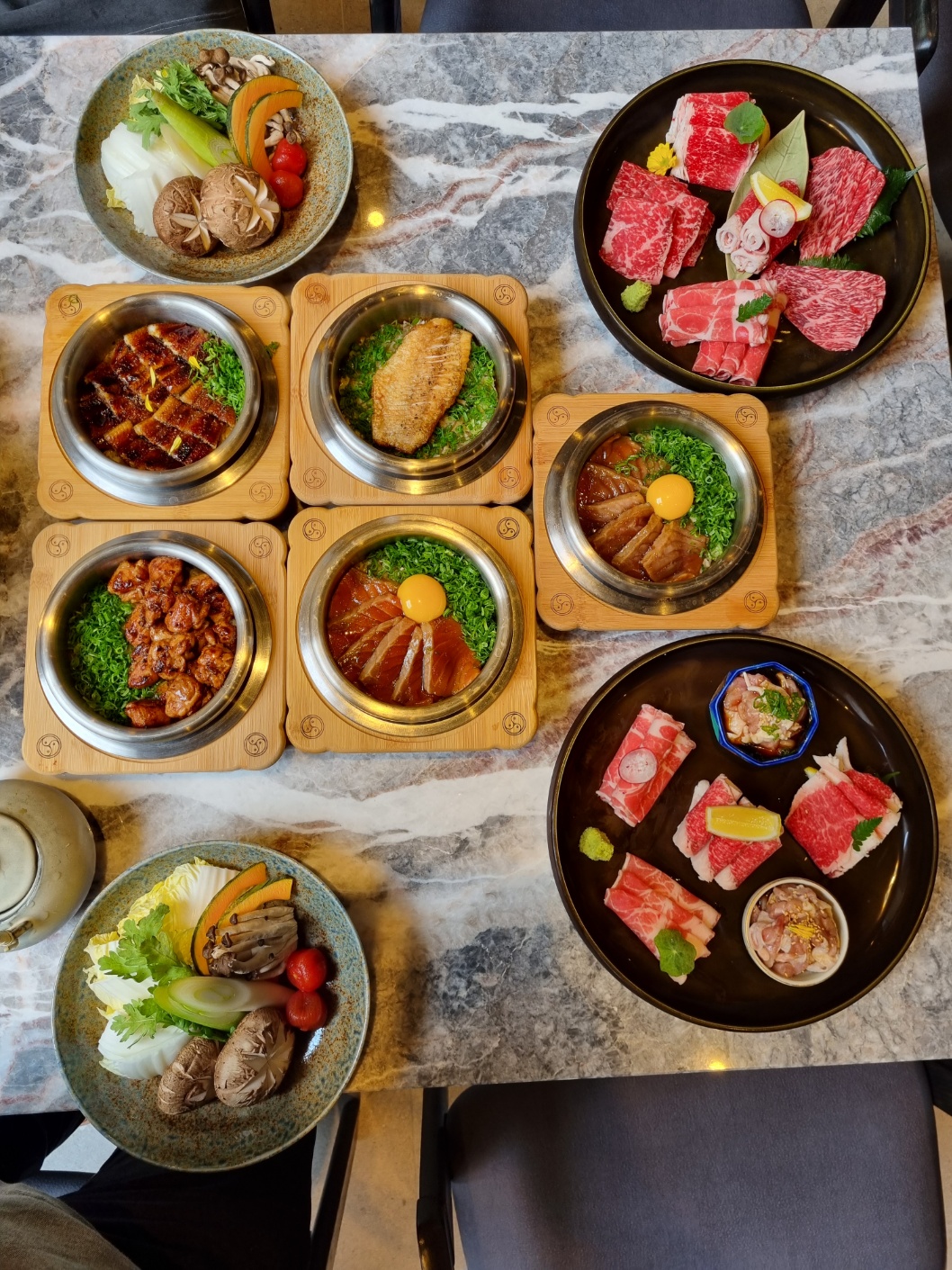엠오엠