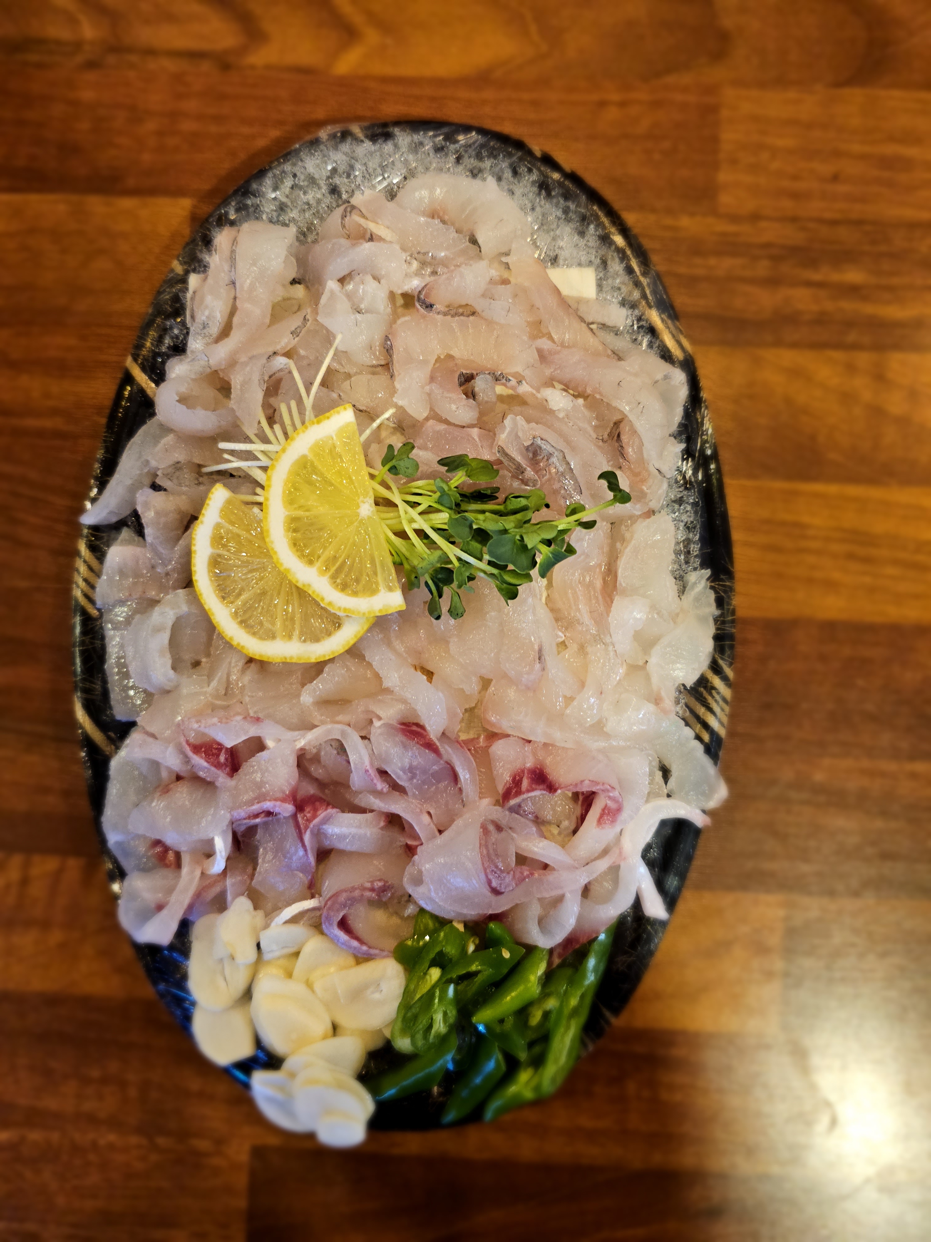 막썰어 회 산오징어&얼음물회