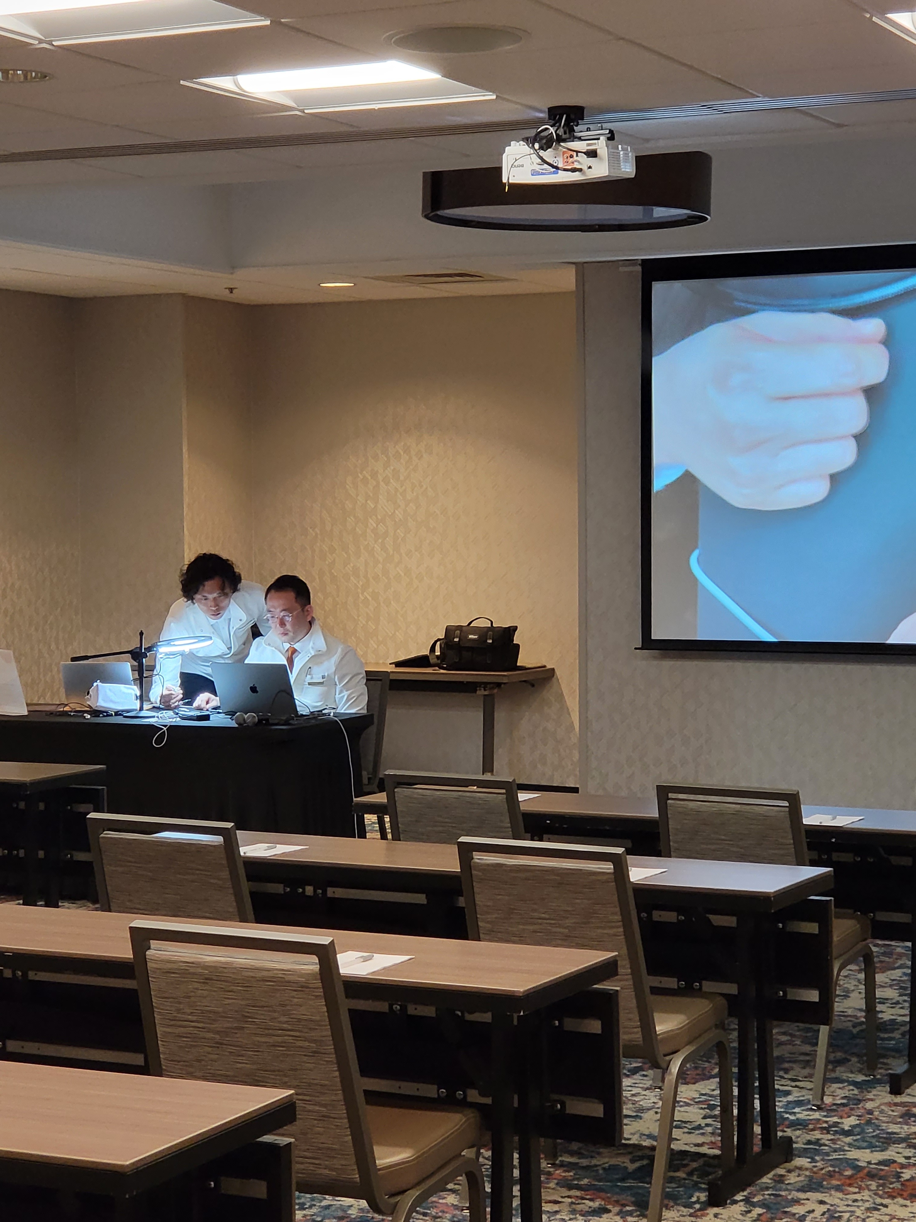 김준엽치과의원 대표 이미지