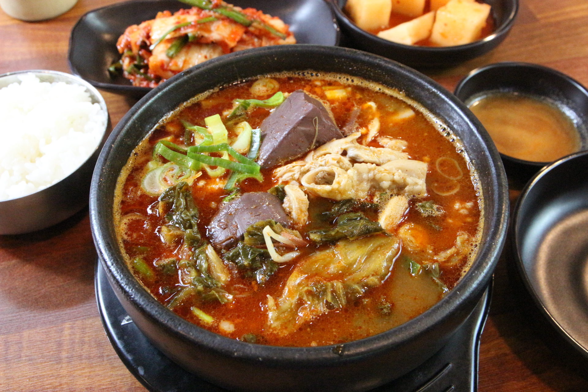 장수본가해장국 퇴촌점