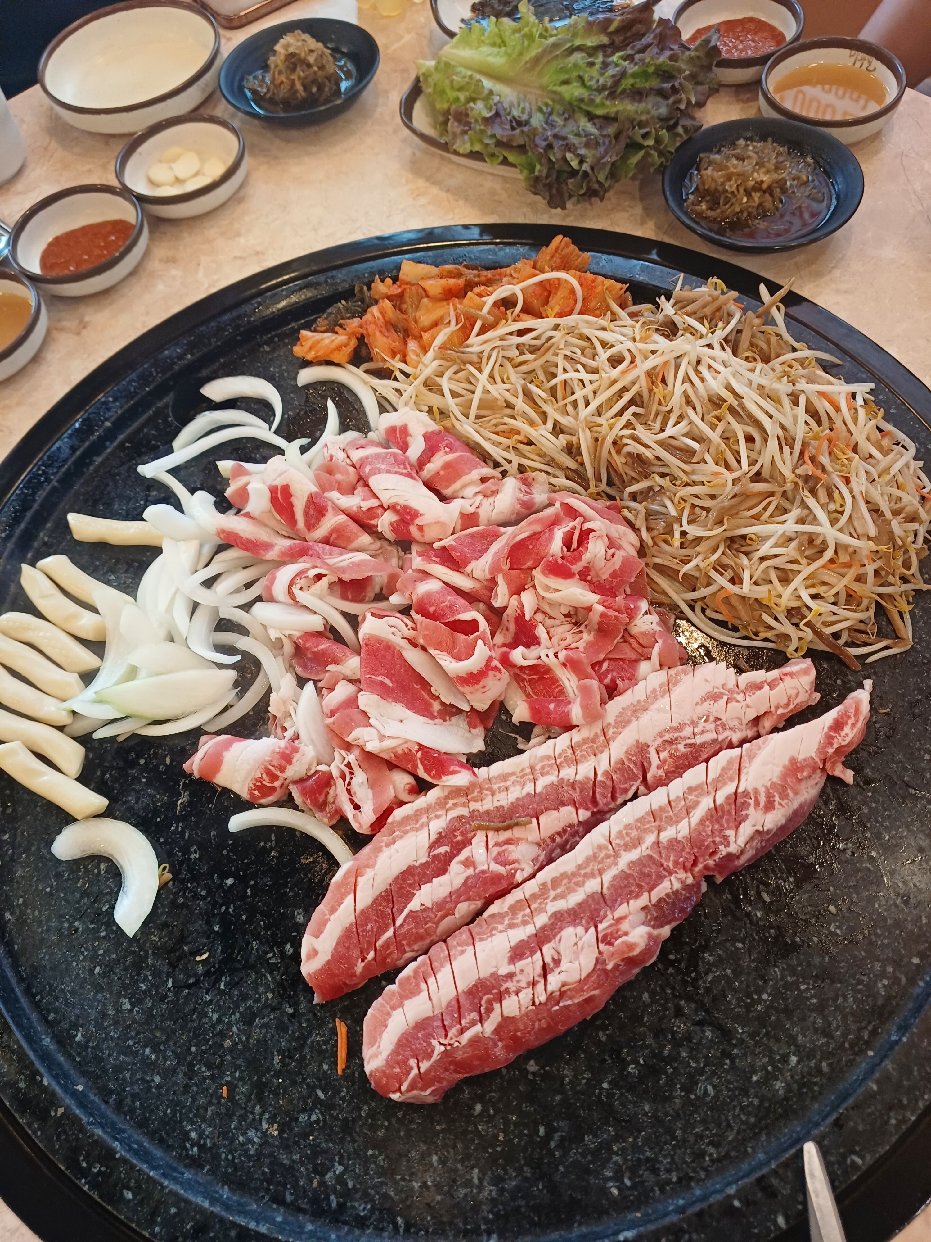 C3 | 우삼겹맛집추천 경기 가평군 우삼겹전문점 소개합니다 방문해보세요 마루벌돌구이 마석본점