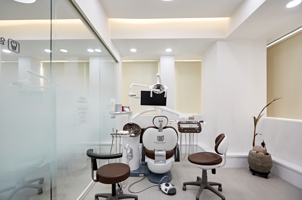 다서울치과의원 내부 전경