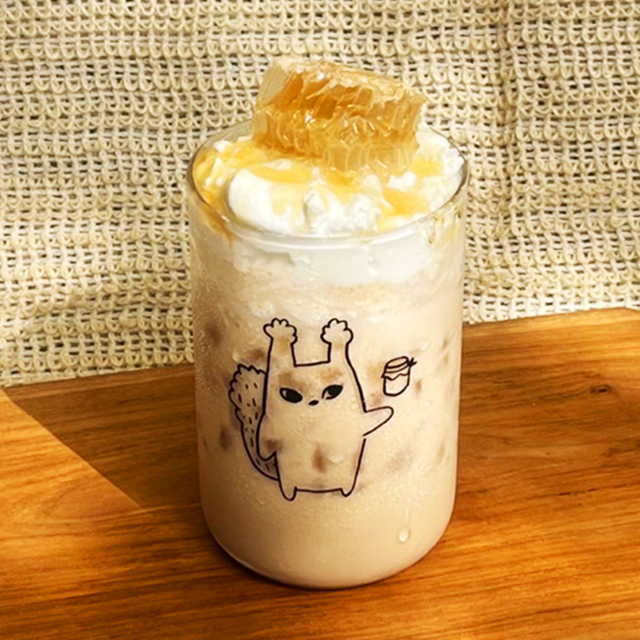 Honeycomb Multigrain Latte (ICE ONLY)