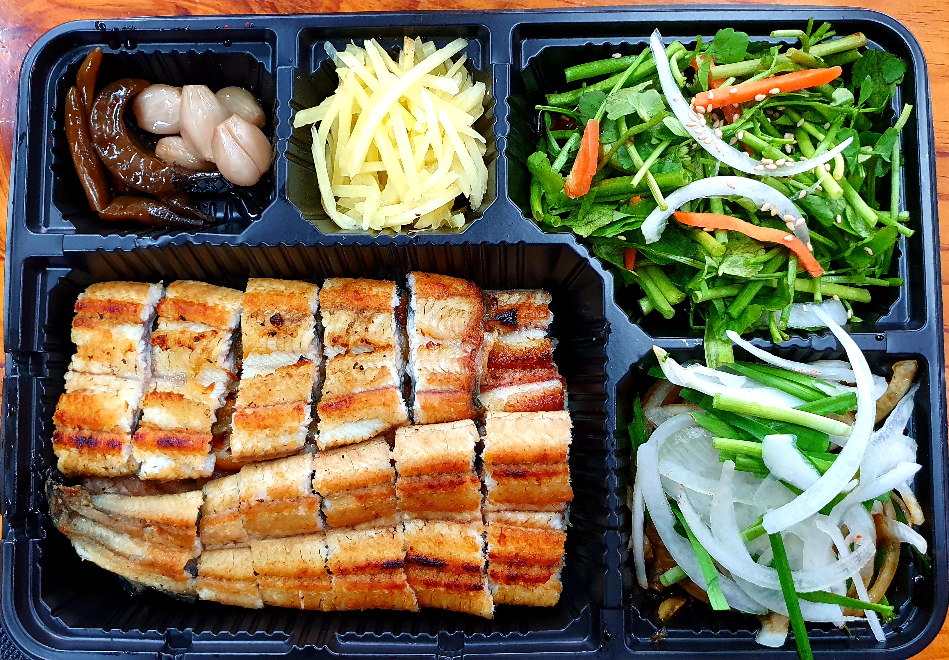화로불민물장어 직판장