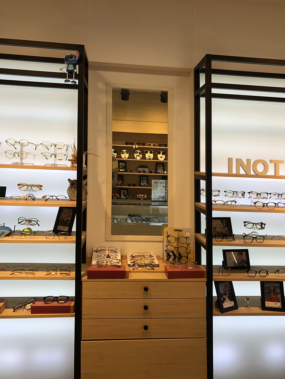 이노티안경 부산문현점 대표 이미지