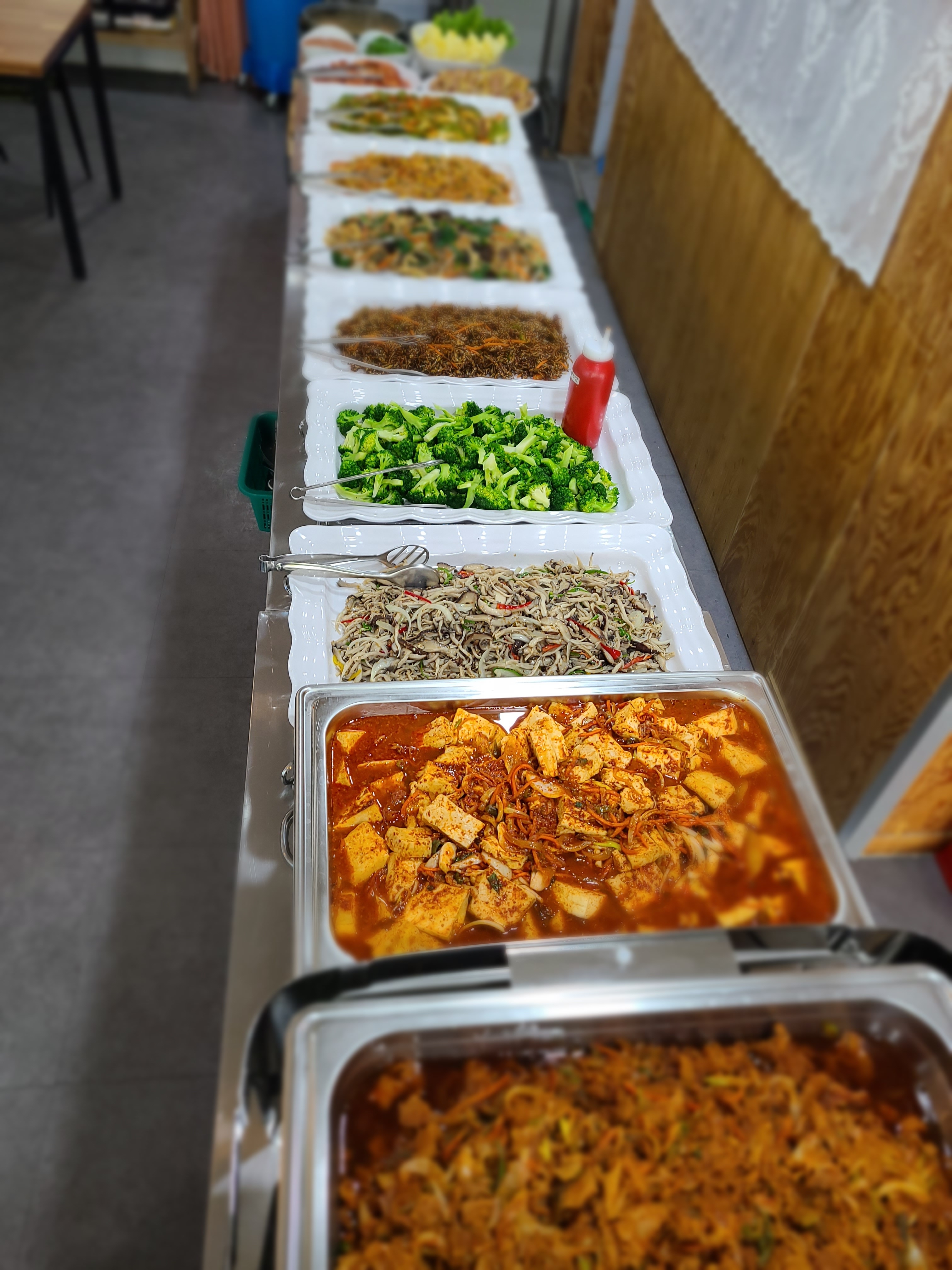 개미한식뷔페