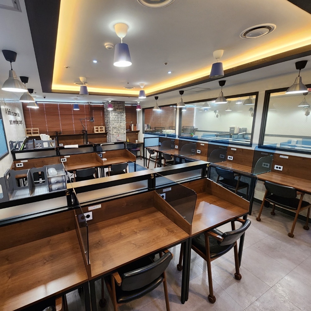 그릿독서실 스터디카페 내부 또는 관련 모습