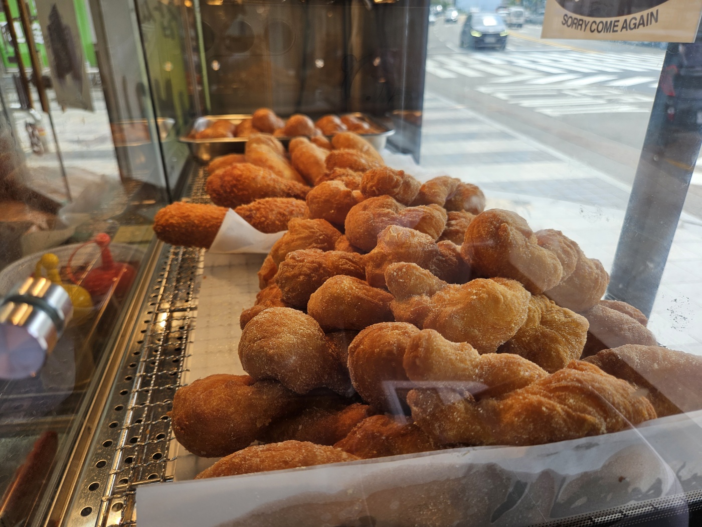 황금찹쌀꽈배기 속초점