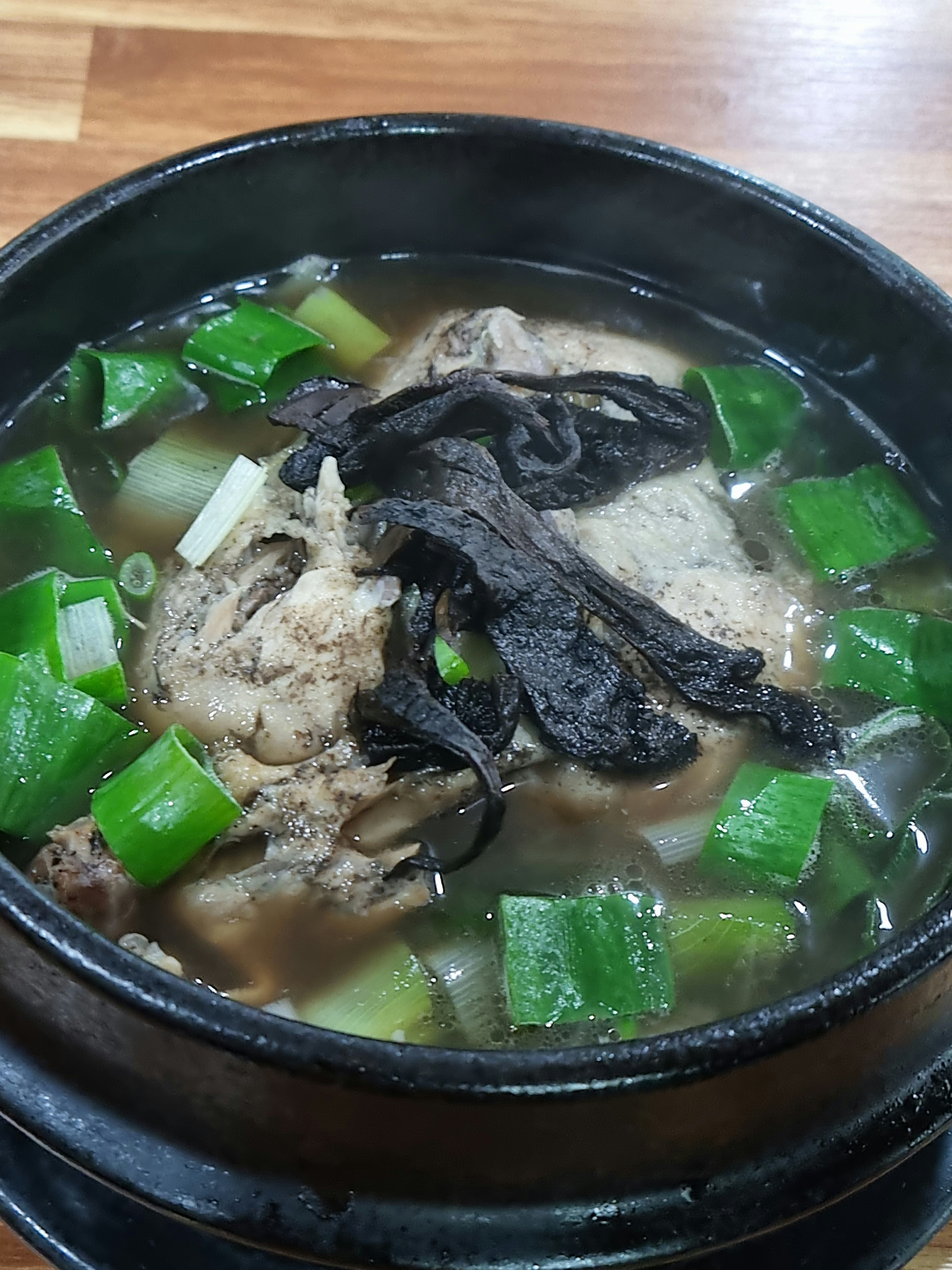 문정능이오리백숙