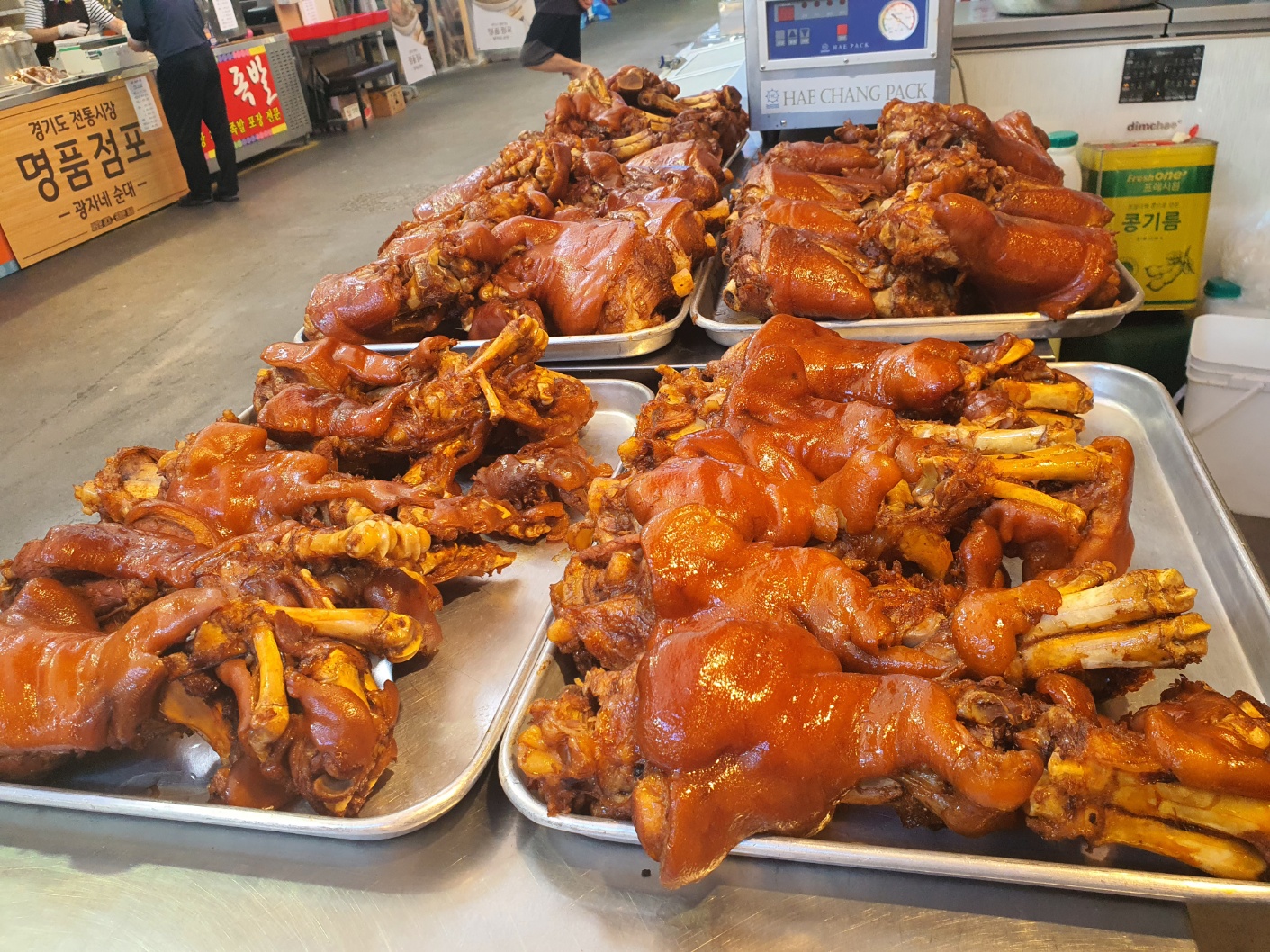 꽉찬순대국족발 수원권선시장본점