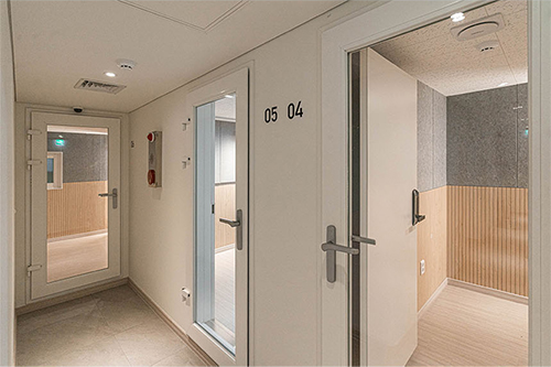 4번째 스튜디오 사진