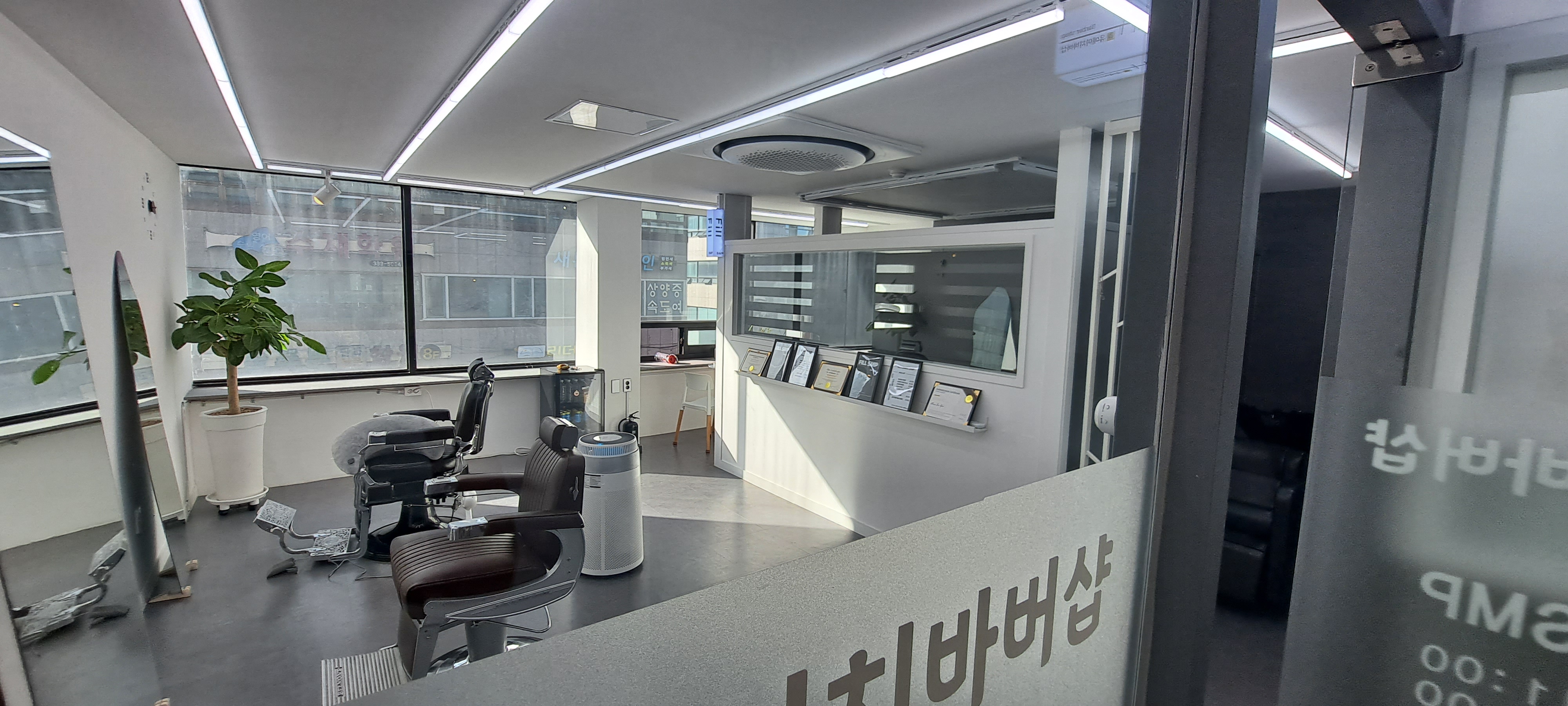 경기 군포시 이발소추천 남성미용실 바버샵 남성커트 유.에이치 바버샵