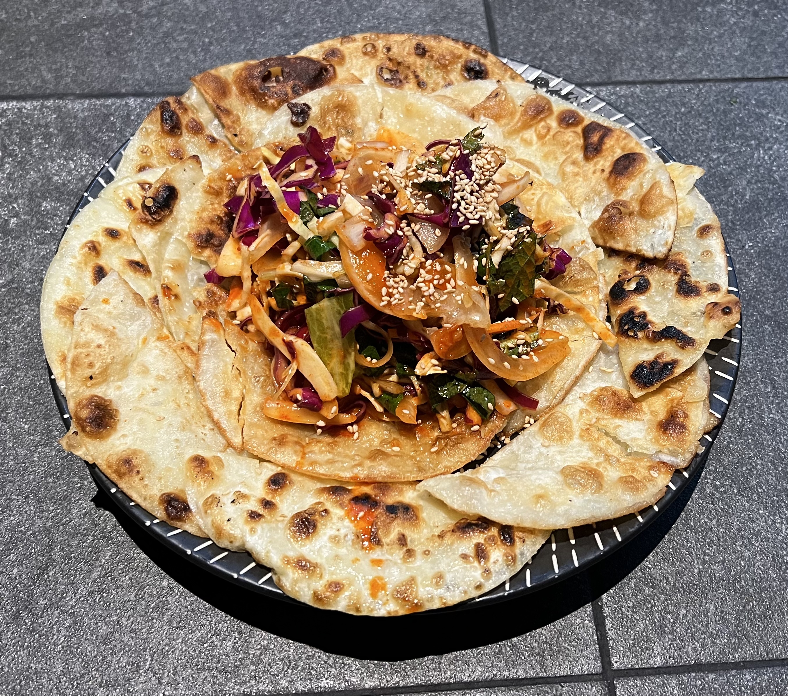 비빔만두와 야채초무침