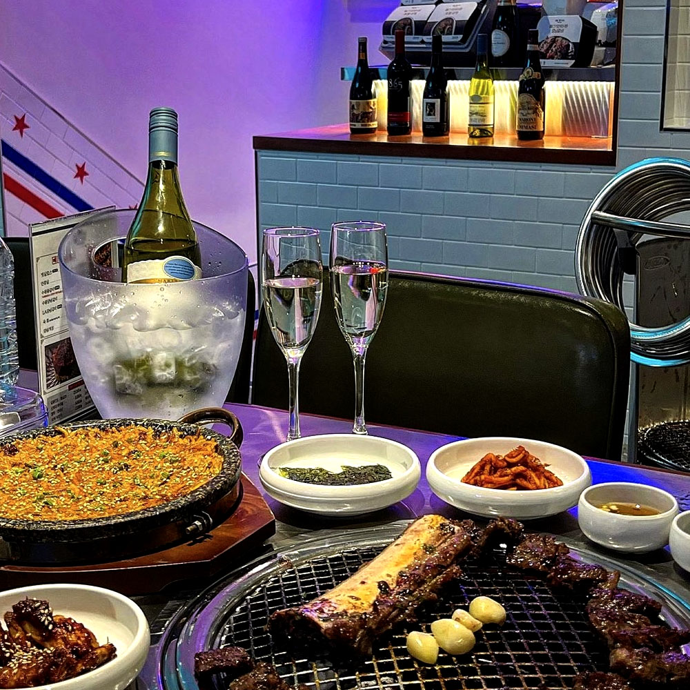 청기와타운 신사역점