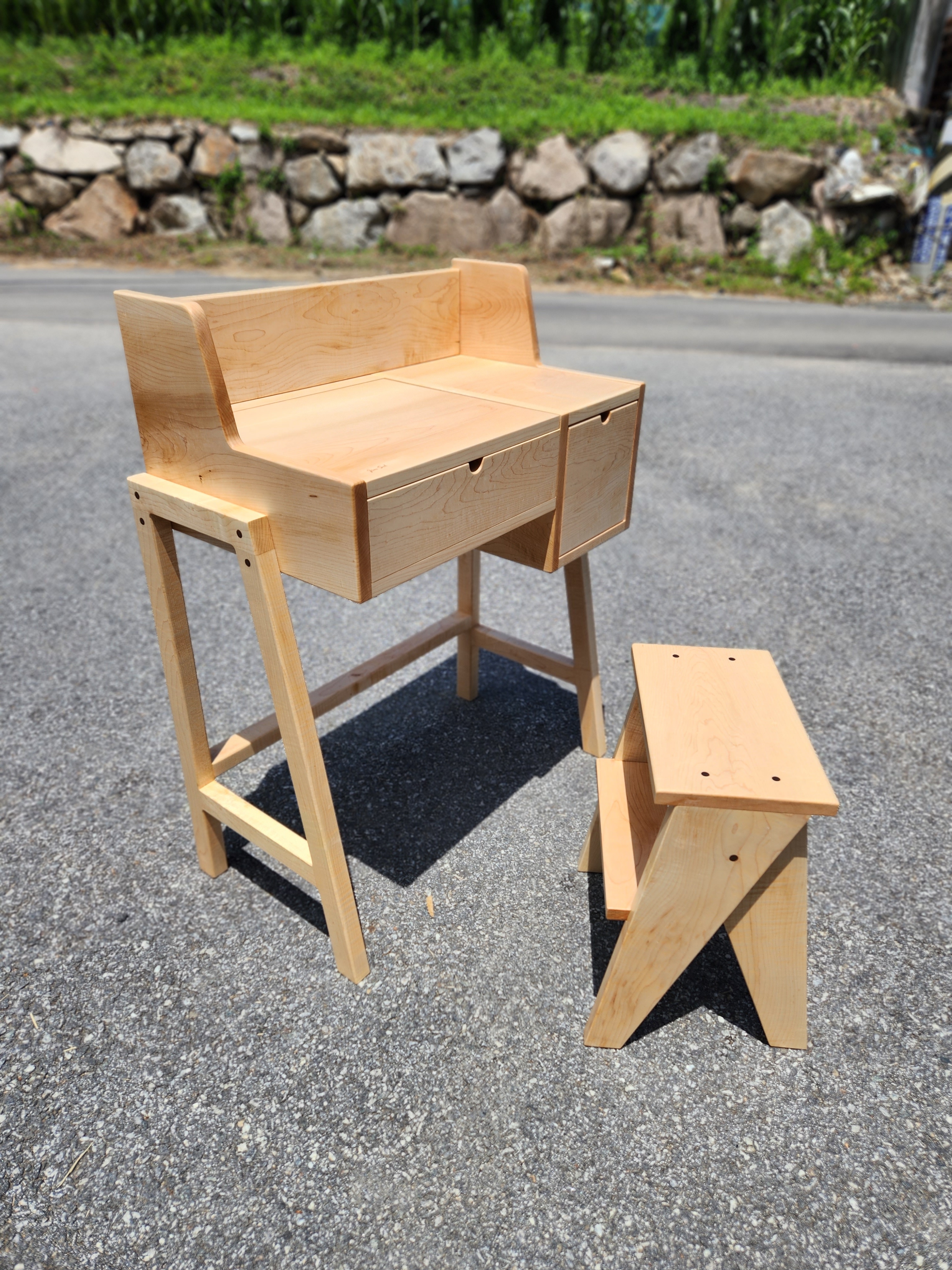 목공방 봄날