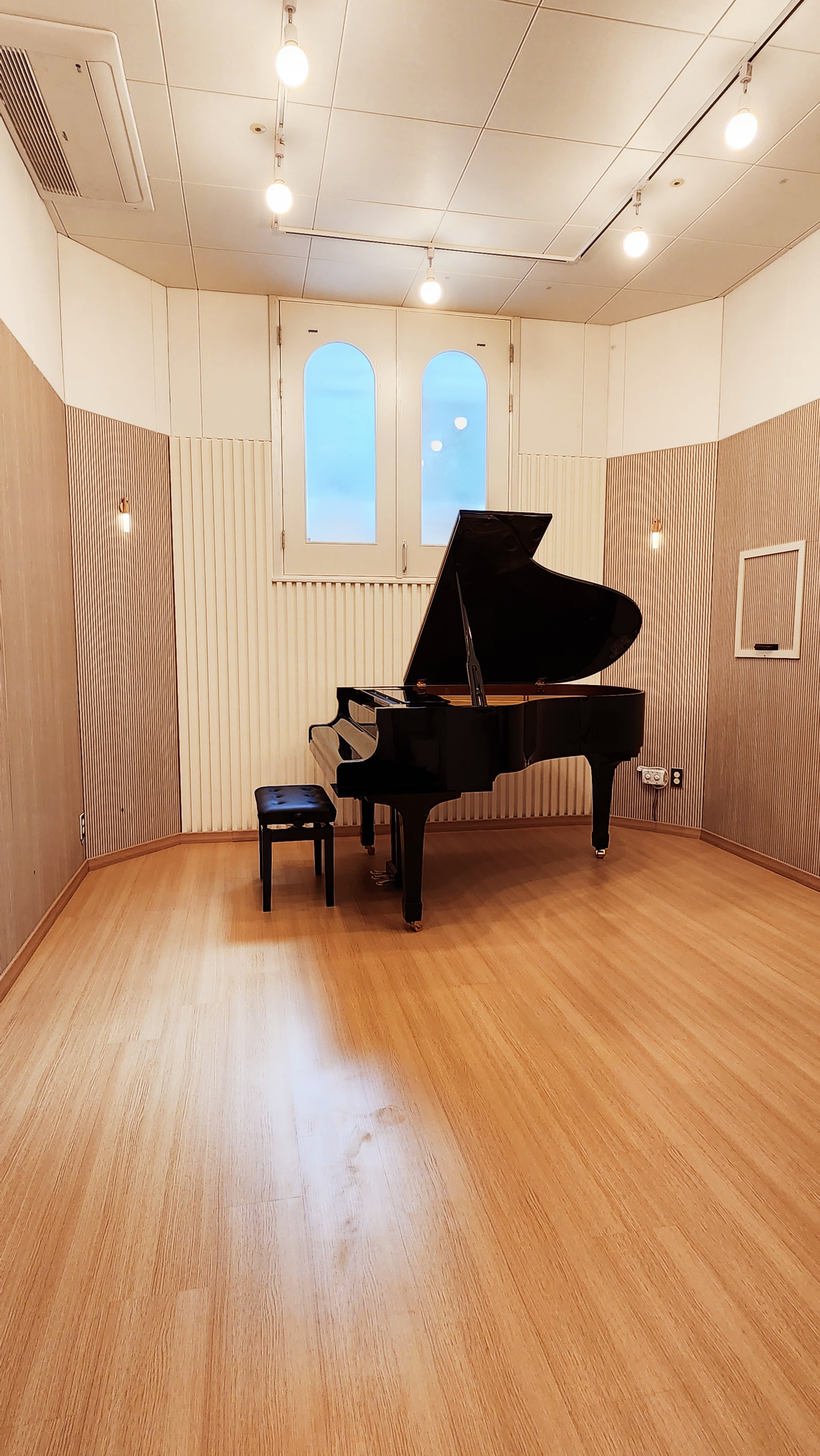 1번째 스튜디오 사진