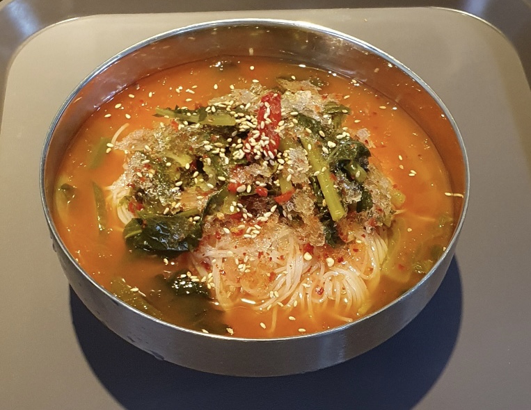 공릉동원조멸치국수 신중동점
