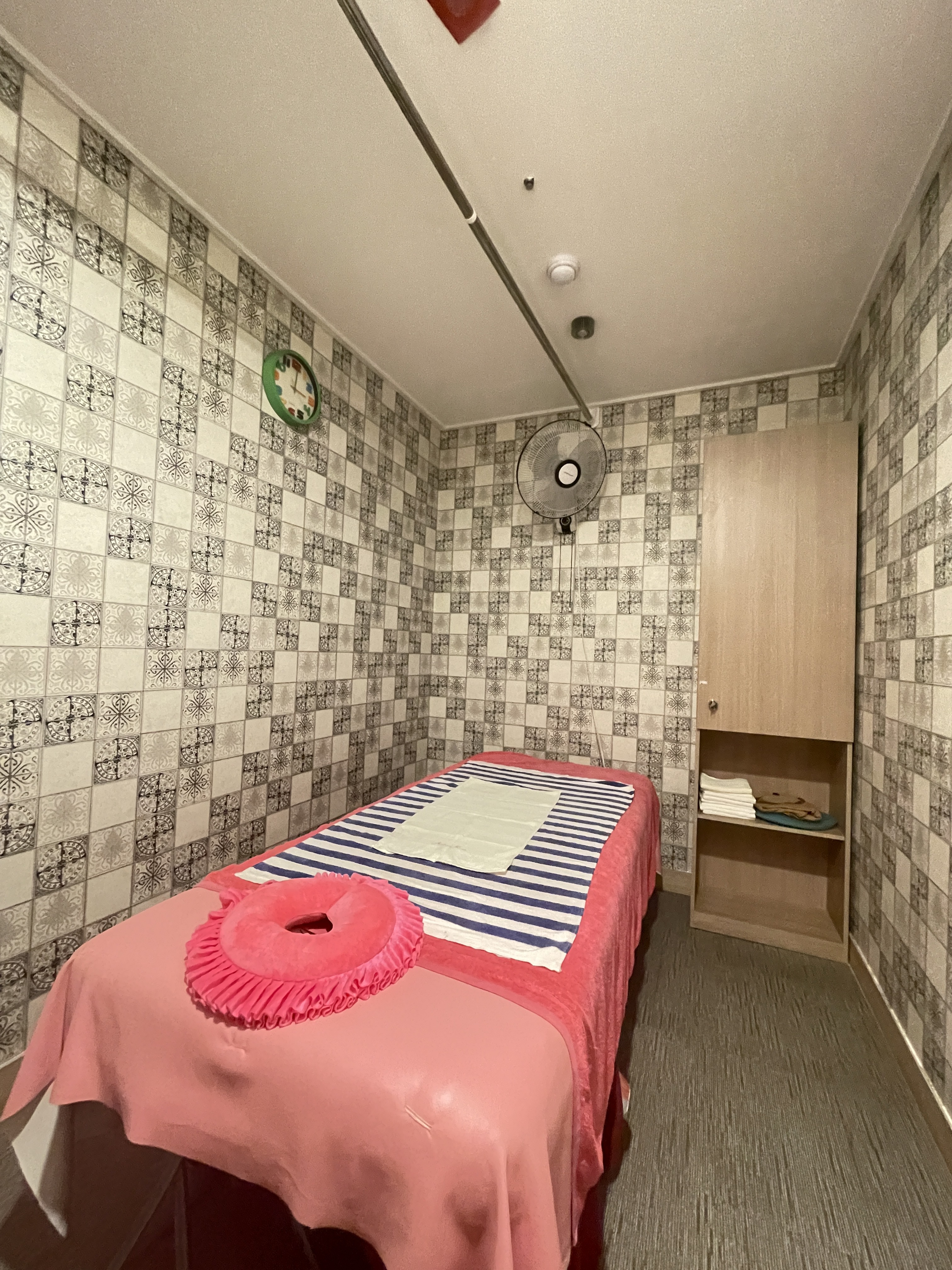 브이아이피 photo 3