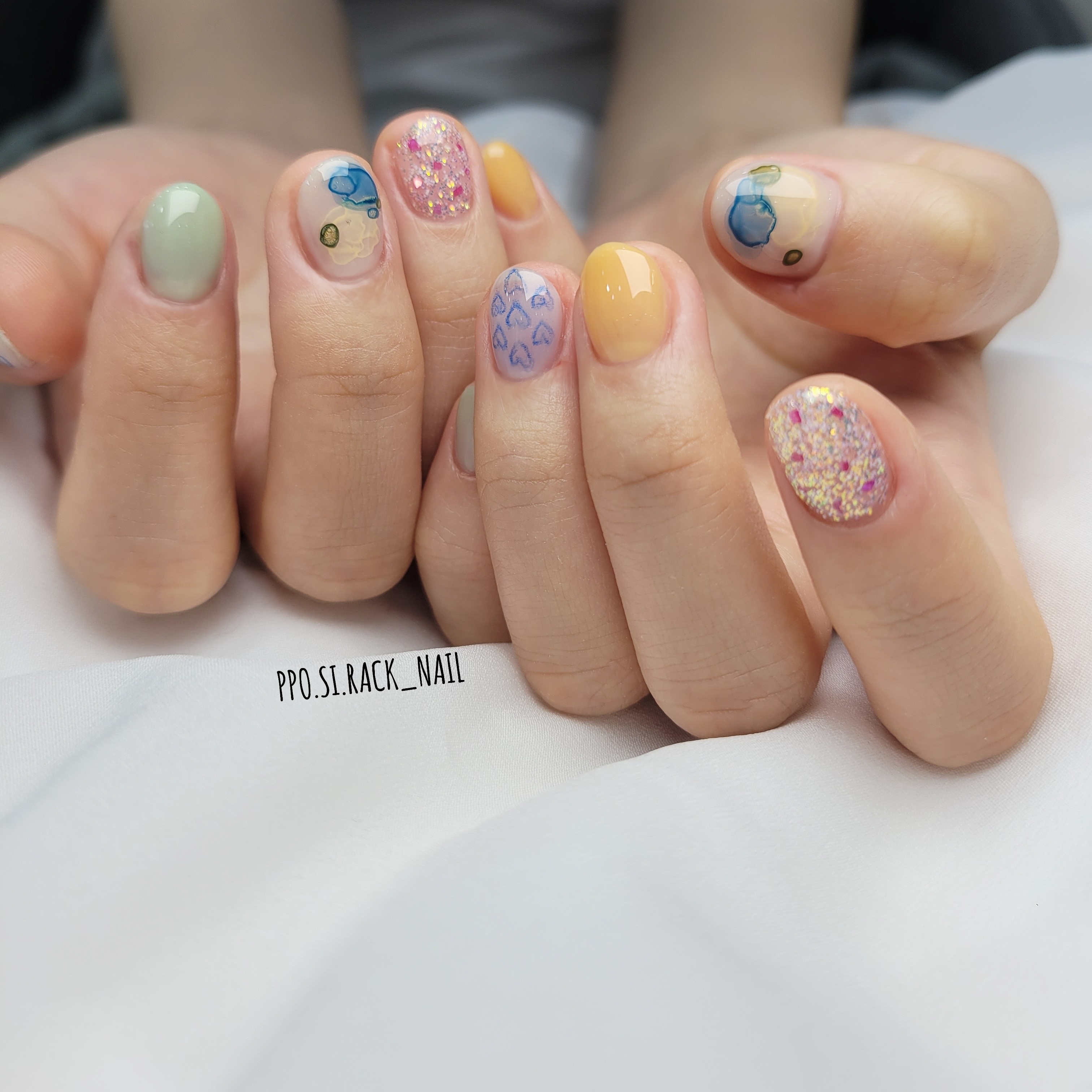 뽀시락네일