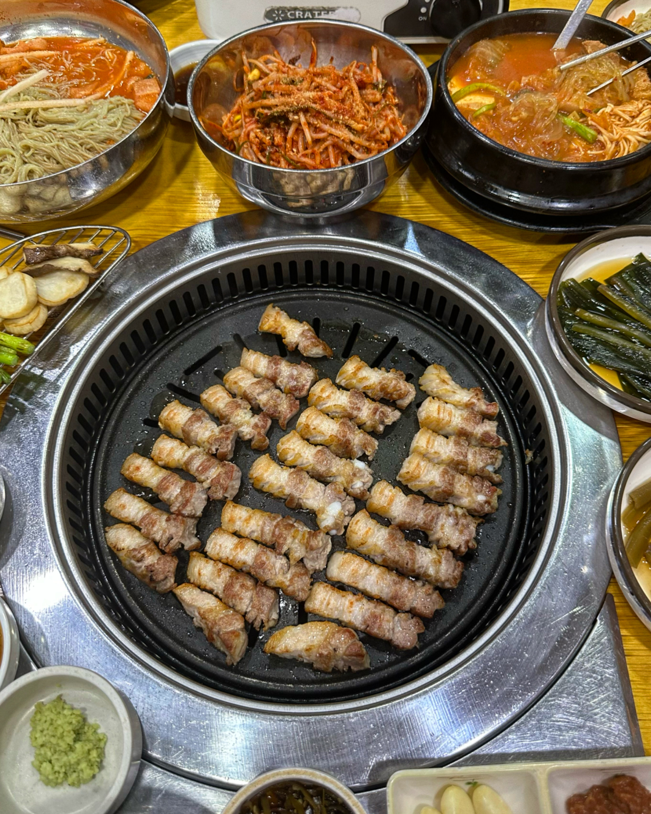 돼지만왕소금구이 진천점