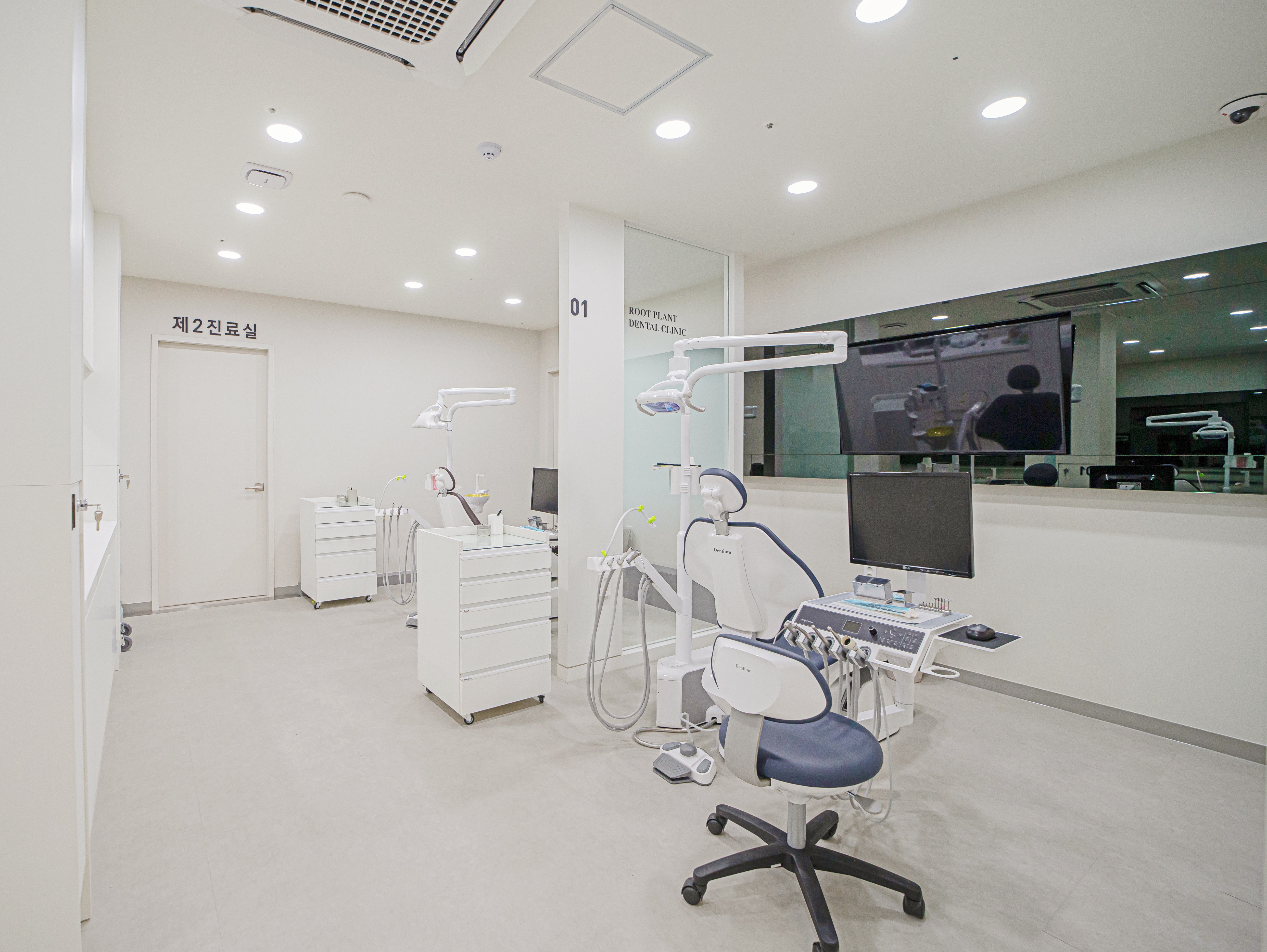 뿌리심는치과의원