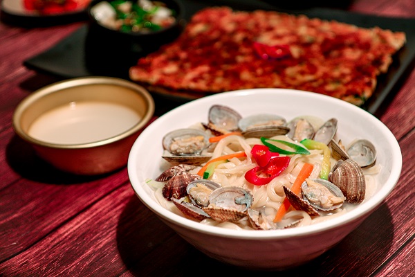 디비비 칼국수 대표 이미지