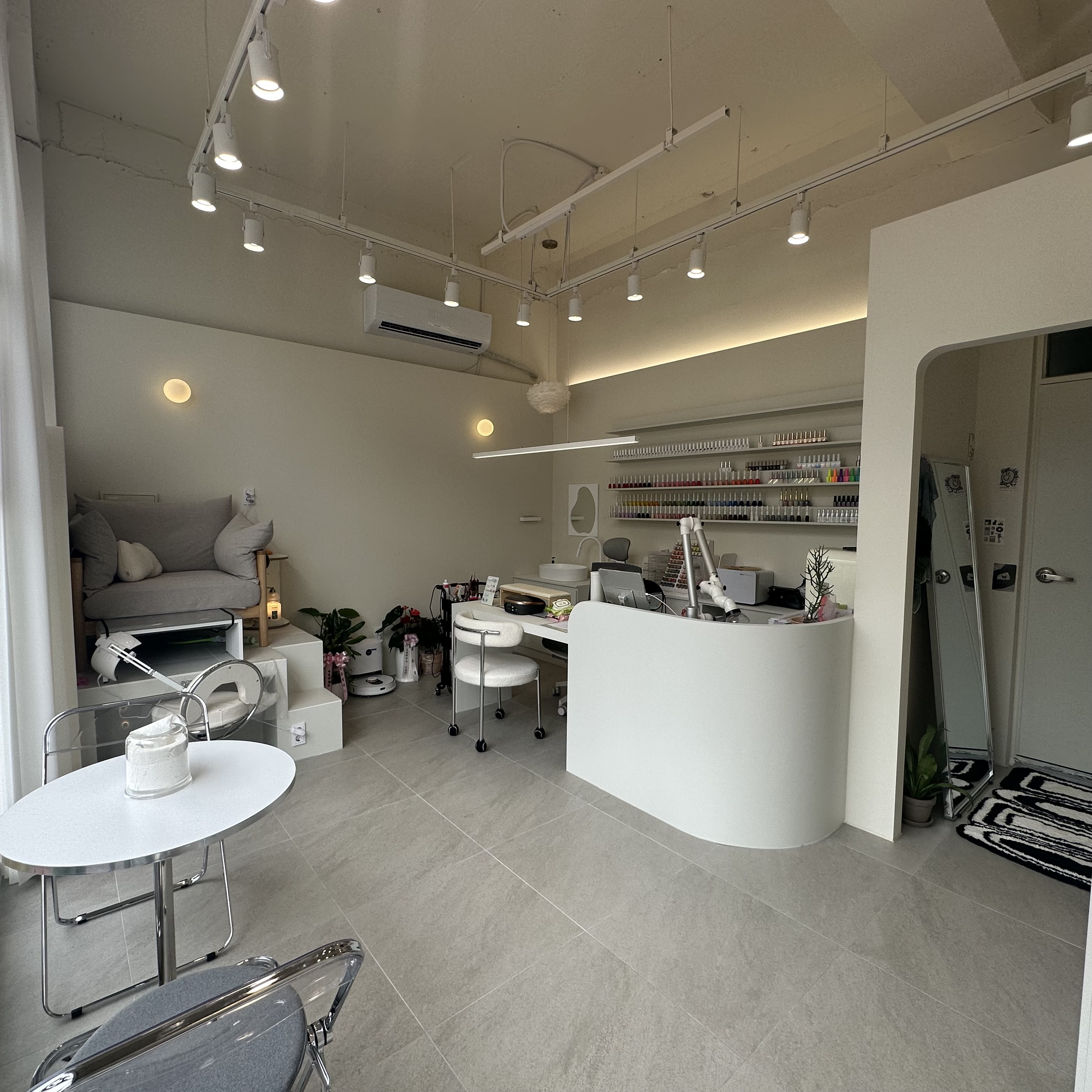 서서히네일 대표 이미지