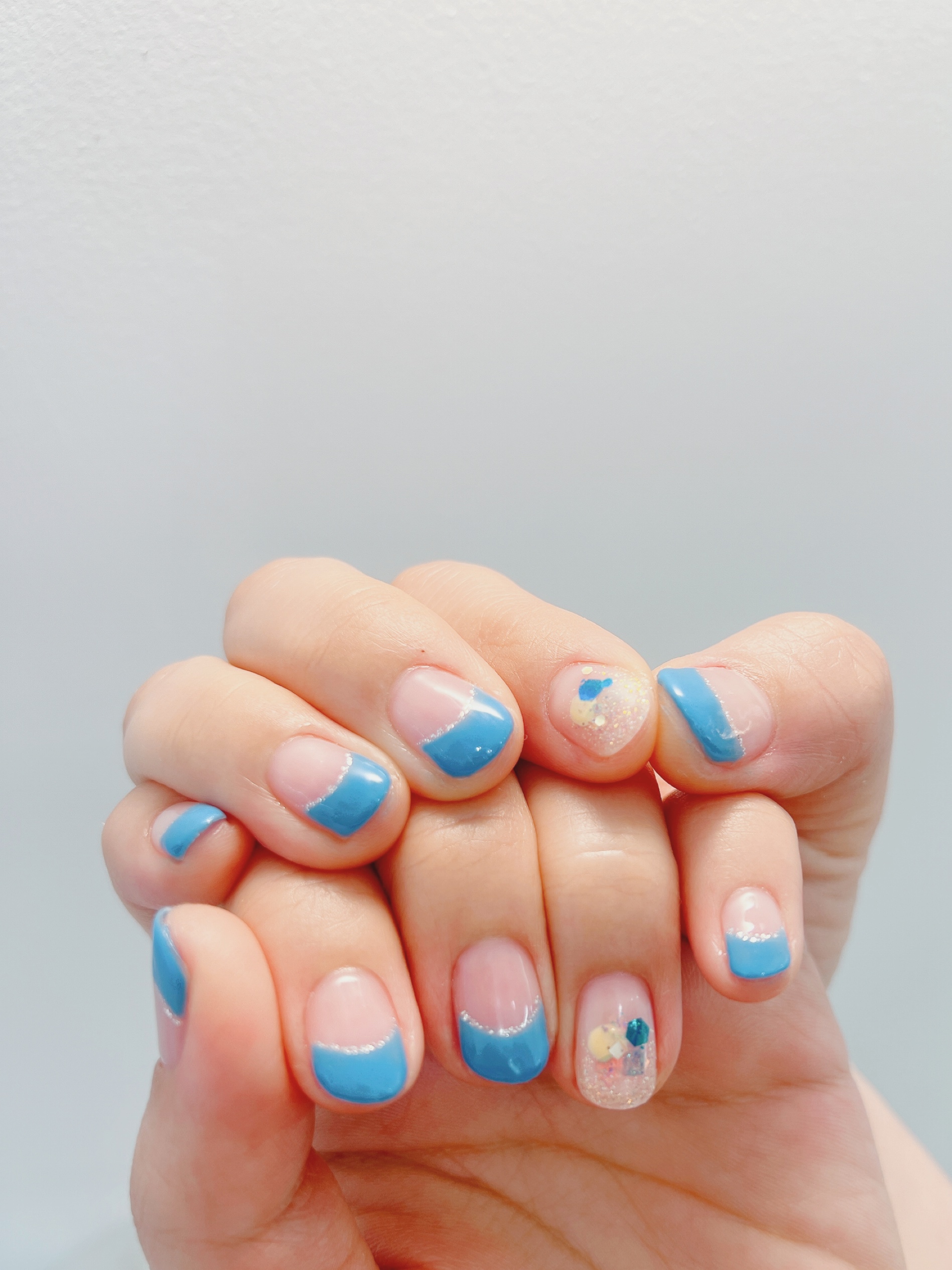 윤네일 대표 이미지